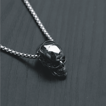 Male titanium steel skull necklace