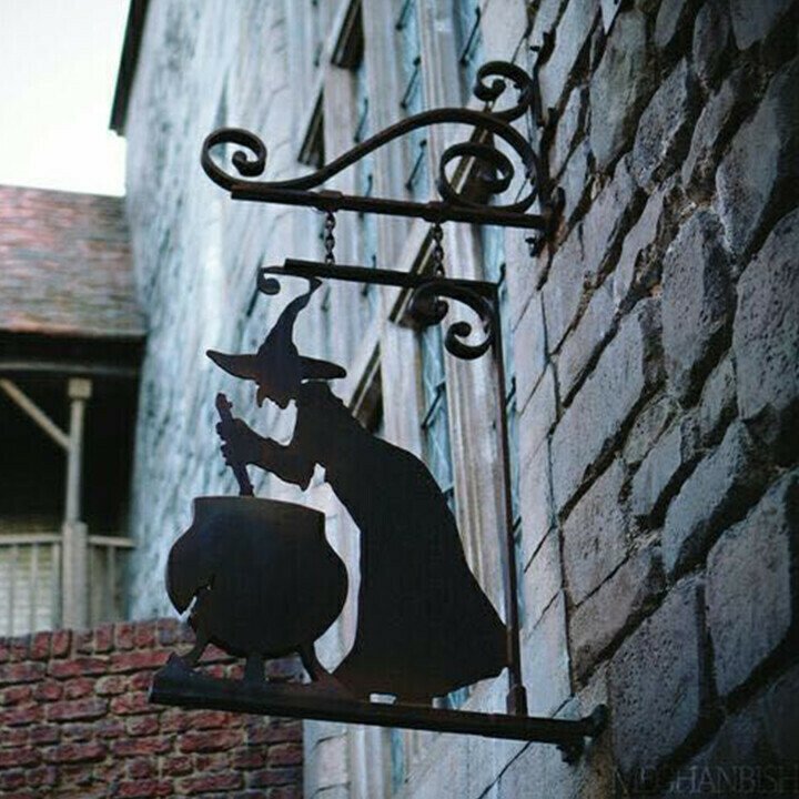 Metal Wall Art Witch Leaky Cauldron Sign