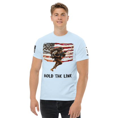 Men's classic tee / Minuteman with flag bg